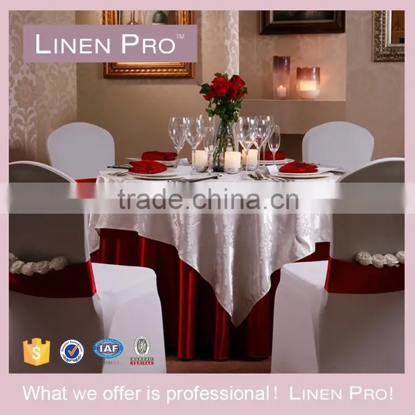 LinenPro Wholesale Fabric Painting Designs on Table Cloth Restaurant Table Cloth photo-5