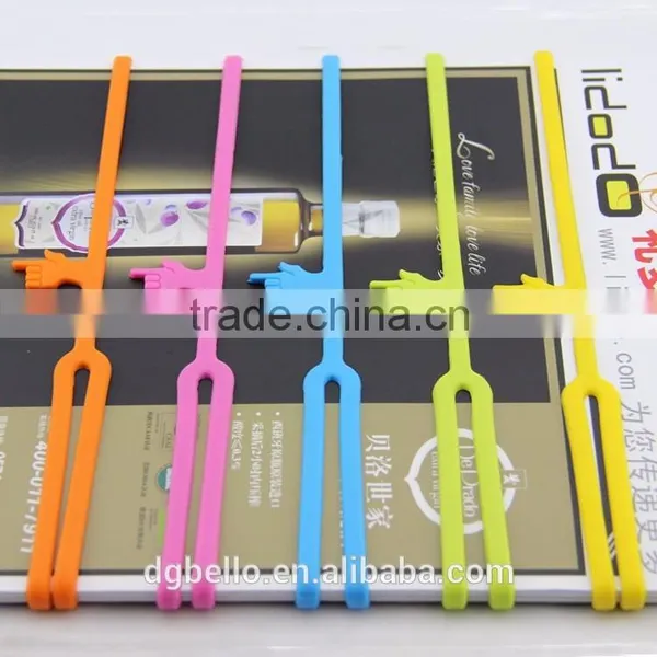 Lovely Silicone Gifts Finger Design Silicone Bookmarks