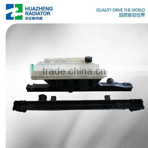 Heavy Duty Truck Plastic Tank Aluminum Core Manufacturer Auto Radiator photo-2