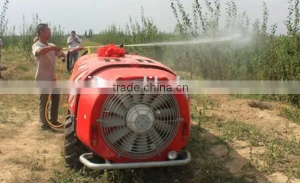 Best Price Self Propelled Garden Orchard High Press Boom Air Blast Sprayer Vehicle 1000L Tank With 60Hp Engine and A/c Cabin photo-3
