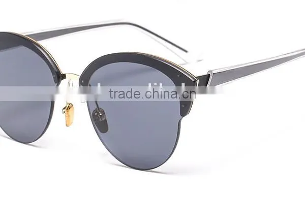New Design for Men and Women Multi-color Optional Fashion Dazzle Colour Box Butterfly Sunglasses photo-2