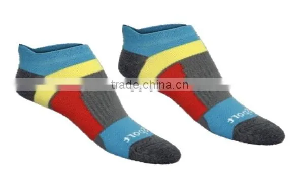 Bamboo Charcoal Yarn Under-knee Sports Ankle Socks photo-2
