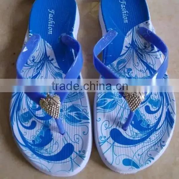 Ladies Flip Flops With Rhinestones