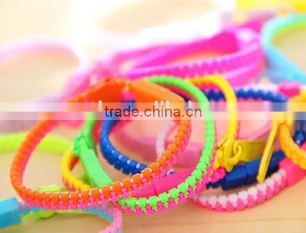 Trendy Rainbow Color Zipper Bracelet Fluorescent Neon Bracelet photo-3