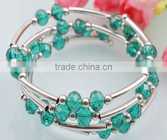 European and American Popular Hot Style Crystal Bright Pearl and Garnet Bracelet Metal Spring 2016 Bracelets