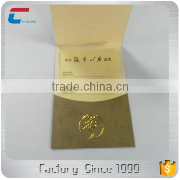 Custom Printing Golden Hotstamping Paper Checking-in Cards for Hotels photo-6