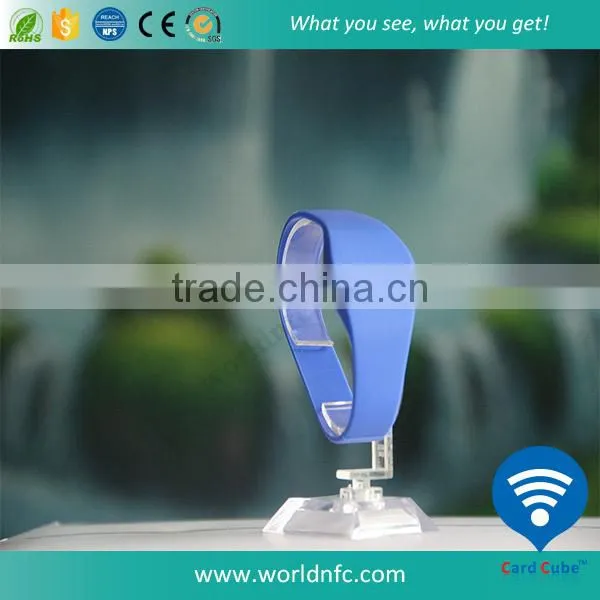 ISO 14443A Waterproof RFID Silicone Wristband / NFC Silicone Bracelet -NTAG 213 photo-5