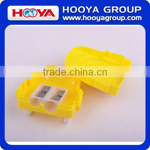 ST32115 Small Schoolbag Shaped Sharpener Lovely Pencil Sharpener With Metal Blade photo-2