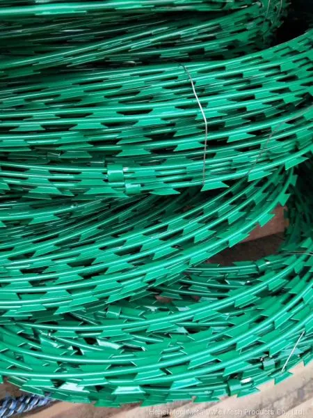 Add to CompareShare Free Samples China Factory Direct Sales Hot Dipped Galvanized Barbed Wire photo-3