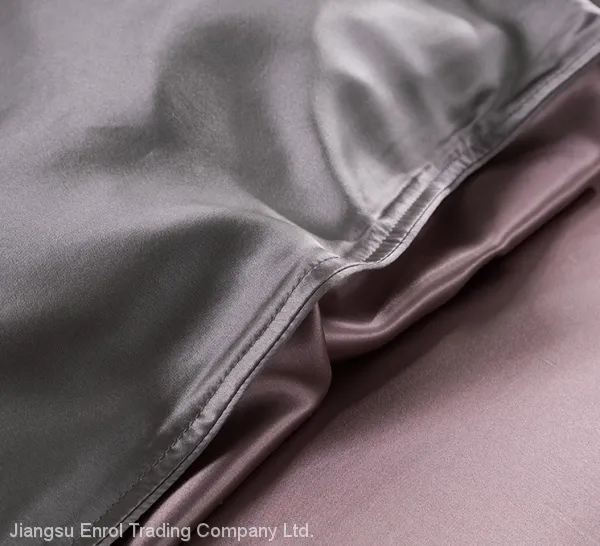Light Luxury Silk Quilt Cover photo-3