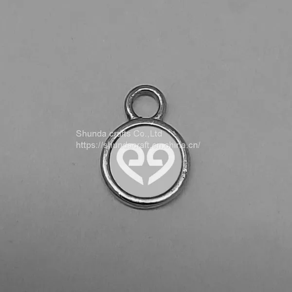 China Factory Multifunctional Hanging Metal Buckle Smile Emoticon Accessories For Kids For Gifts photo-2