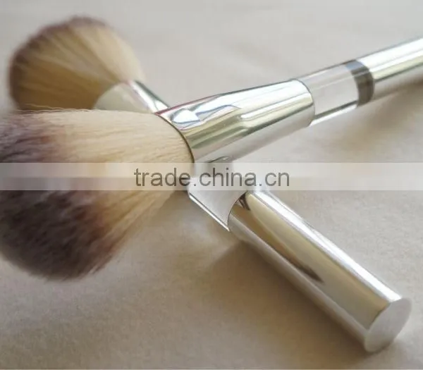 Customized Design Crystal Synthetic Powder Brush photo-2