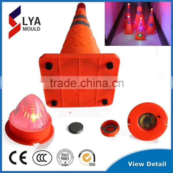 High Reflective Led Warning Light Traffic Cone