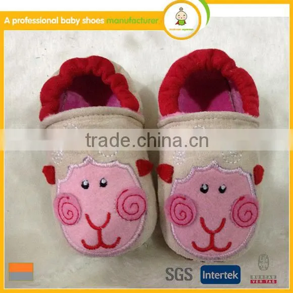 the New Pattern Cotton Fabric Baby Shoes Lovely Animal Shape Toddler Baby Shoes