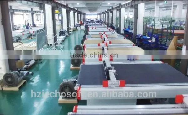 Digital Cutting Machine for Automotive Interior PU Leather Foam PVC Cutting photo-2