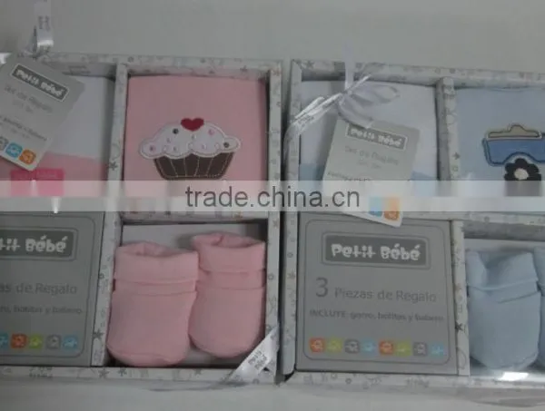 Baby 3pcs Gift Box/baby Cap/baby Bib/baby Booties
