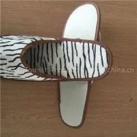 Women\'s Terry Towel Slippers In Door