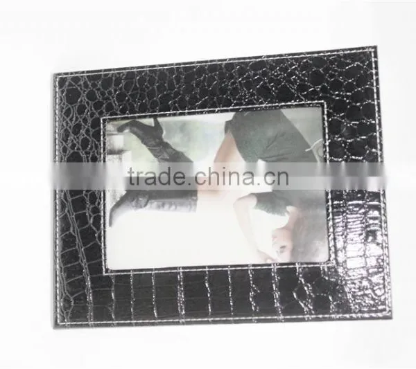 Most Popular Exquisite and High Quality Square Leather Holding Photo Picture Frame