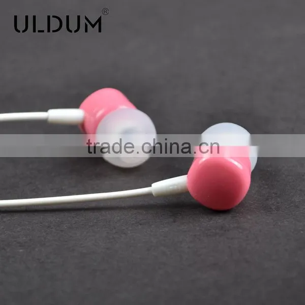 ULDUM Best Selling Bass Earphone Illuminated Candy Earphone for Children and Girls photo-3