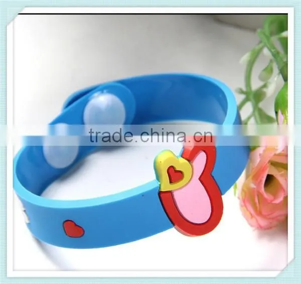 Custom Rubber Charm Bracelet Eco-friendly Rubber Bracelet photo-6