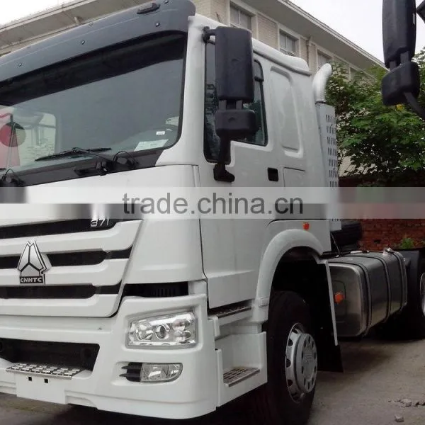 Low Price Sale for China Heavy Trucks SInotruk Howo 6x4 Tractor Trucks for Sale photo-2