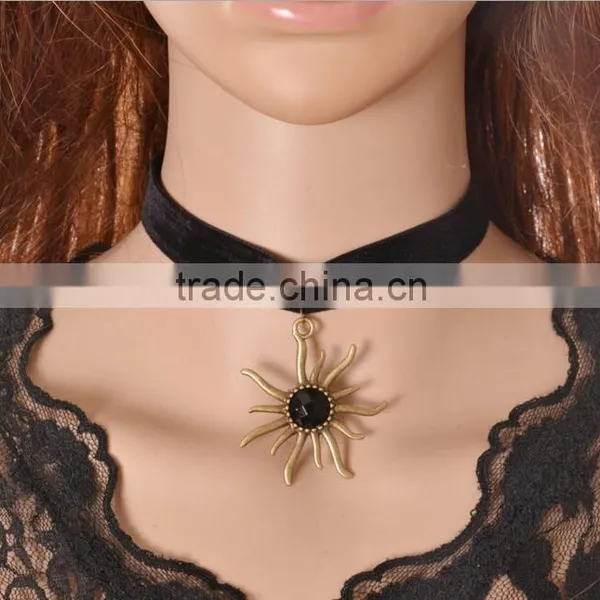 Leaf Charm Faux Leather Sweater Necklace Suede Leather Leaf Necklace Vintage Velvet Ribbon Necklace photo-2