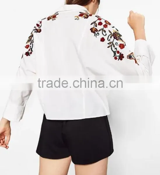 Runwaylover EY2383B Women New Fashion 2017 Loose Embroidery Blouse photo-2