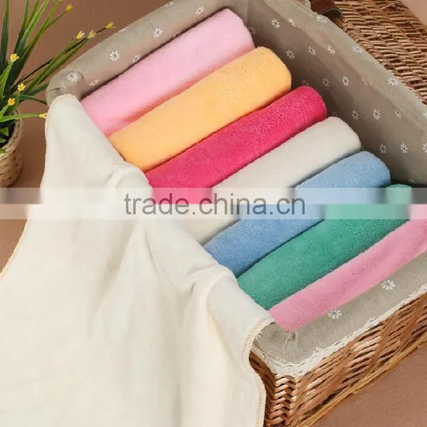 Chian Manufacture Microfiber Pet Cleaning Glove photo-3