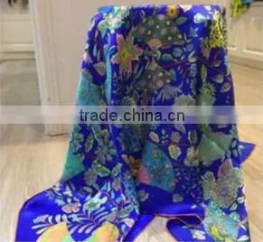 Fashionable Shawl Scarf Slik Scarf photo-2