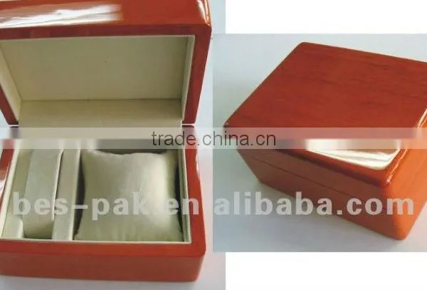Red Glossy Wooden Box for 2 Watches