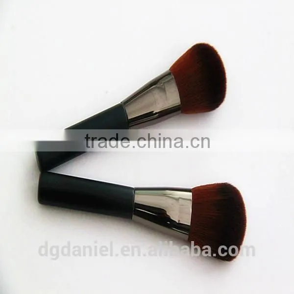 DANIWER Private Label Cosmetics Blusher Brush Wholesale photo-5