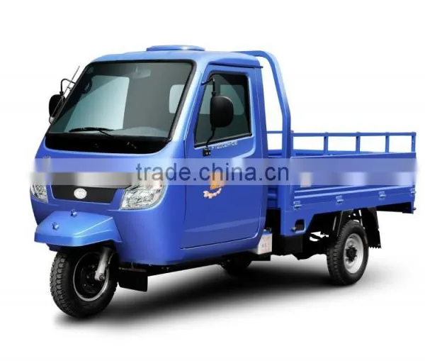 Three Wheel Motor Tricycle With Closed Cabin for Cargo photo-6