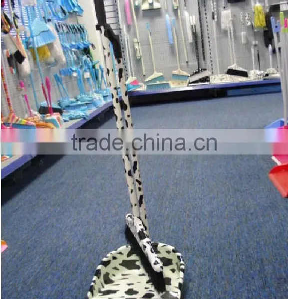High Quality Household Cleaning Printing Plastic Dustpan With Long Handle photo-5
