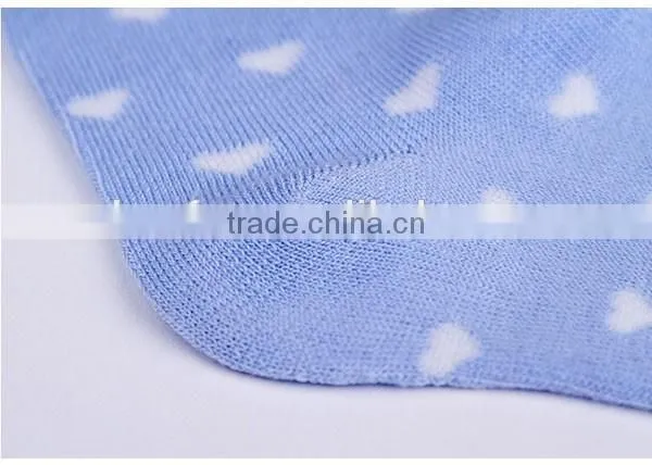 High Quality Love Heart Design Soft Cotton Women Socks photo-2