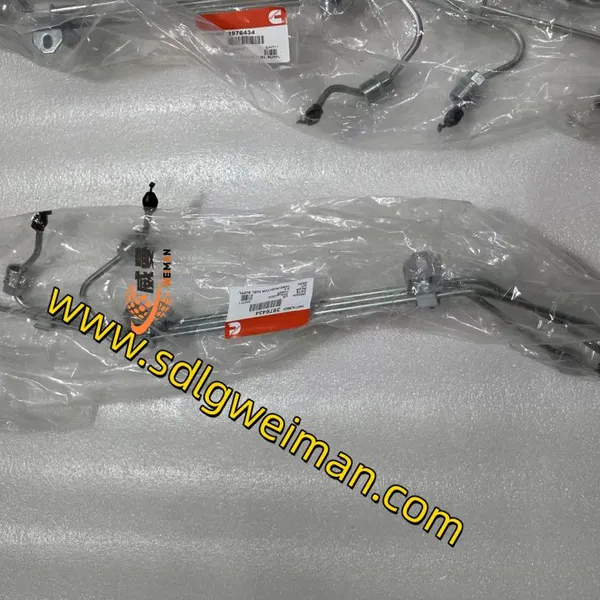 ORIGINAL Cummins 3976434 Fuel Supply Tube For Transmission. photo-2