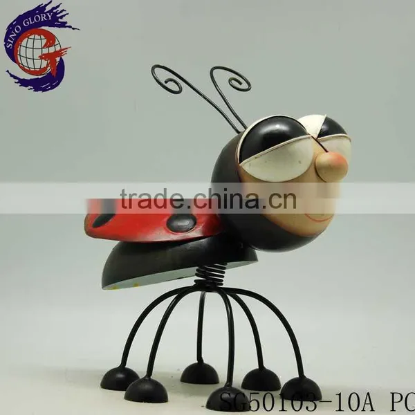 Metal Garden Decoration Crafts With Ladybug Decor