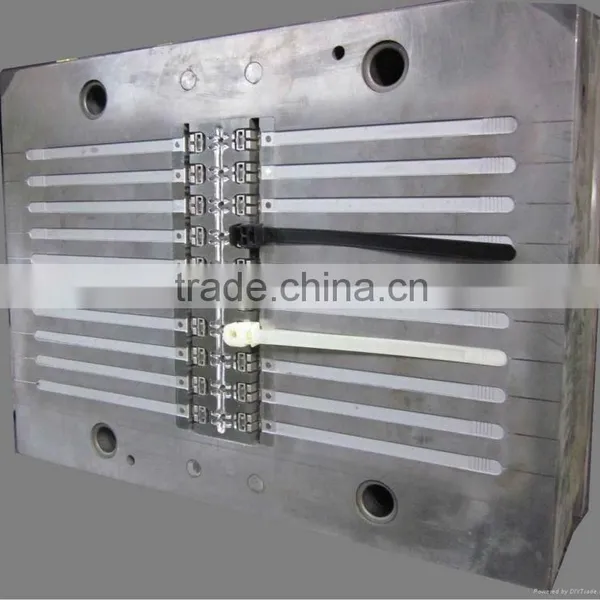 Plastic Sealing Strip Injection Moulding Machine photo-6