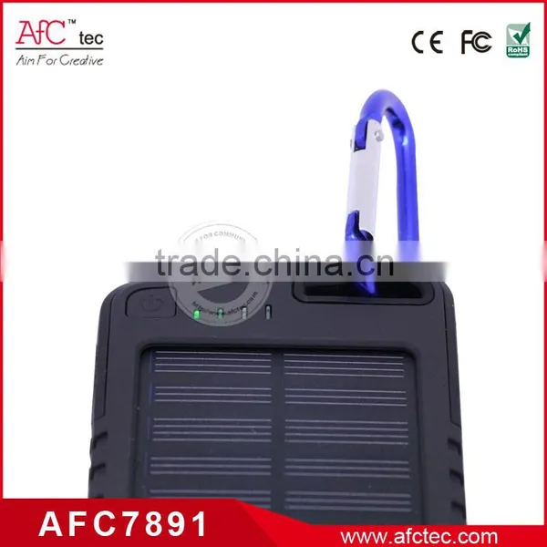 8000mAh Waterproof Mobile Phone Solar Battery Backup Charger for Mobile Phone photo-6