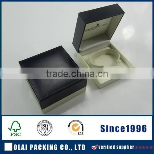 Hinged Leatherette Paper Bangle Case