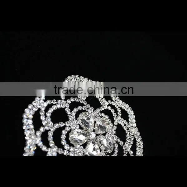 2015 Fashion Round Crystal Applique for Wedding Dress Wholesale photo-3