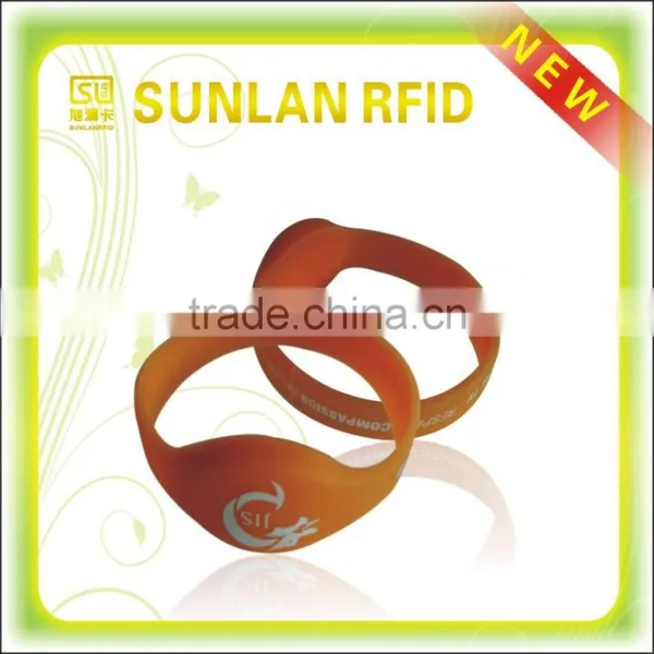 2015 Eco-Friendly RFID Wristband for Sports Gym, Sauna, Water Park photo-4