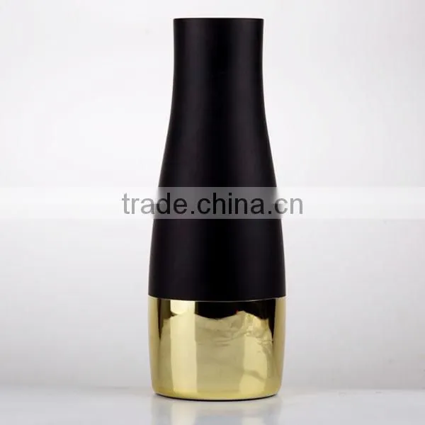 2017 Popular Elegant Black and Gold Decorative Glass Vase photo-3