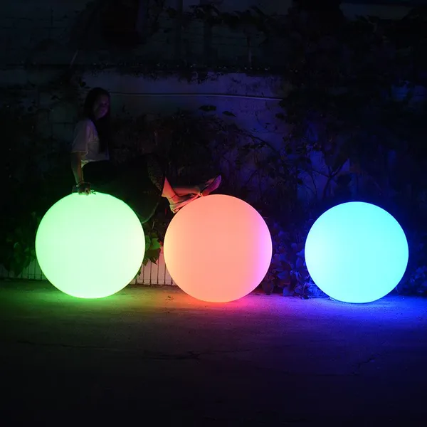 New Solar Garden Ball Light IP65 LED Three Color White Light RGB Adjustable Water-Resistant Solar Ball Light photo-4