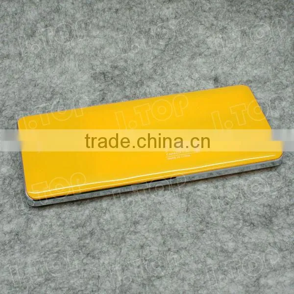 High Quality 5500mAh Mobile Power Banks photo-3