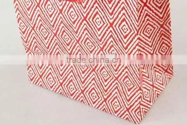 Colorful Shopping Paper Bag Through Foaming Process/Printed Foldable Gift Bag photo-6