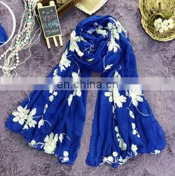 New Spring Section of High-grade Silk Elegant Blue Pattern Breathable Thin Embroidery Shawl Female Scarf