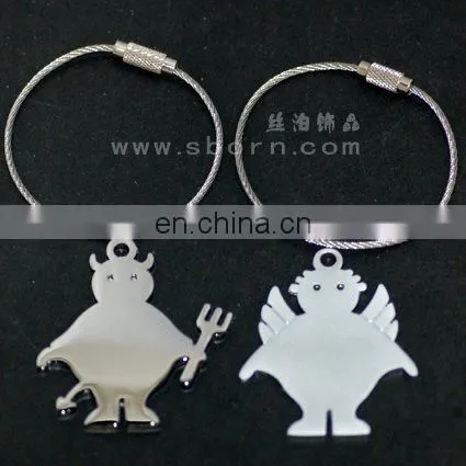 Zinc Alloy Carabiner Keychain Lover Key Holder for Couple for Valentines Gift photo-4