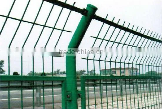 Welded Wire Mesh Fence