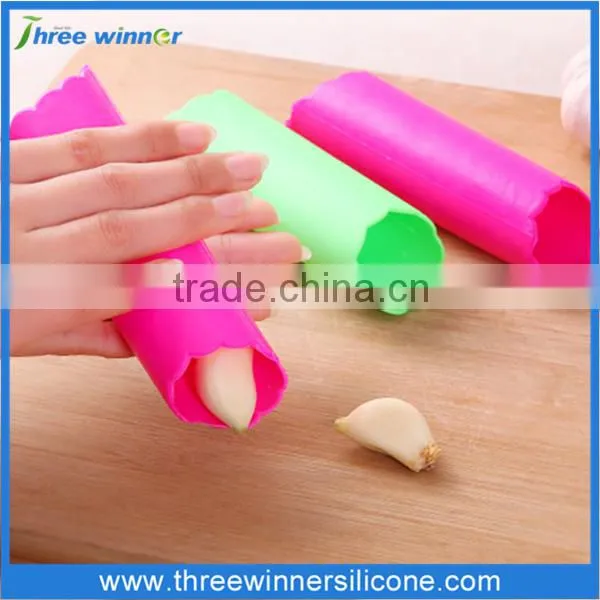 Food Grade Fruits and Vegetables Custom Roller Silicone Garlic Peeler photo-6