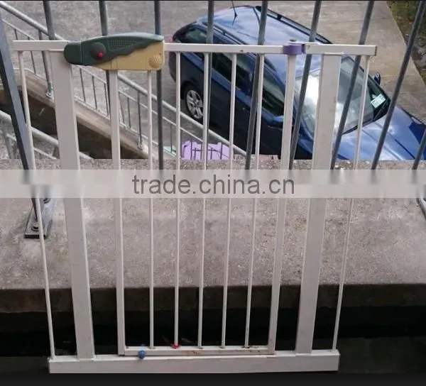 Hot Sale Haotian 2016 New Baby Child Safety Gate Baby Gate /safety Fence Barrier photo-3